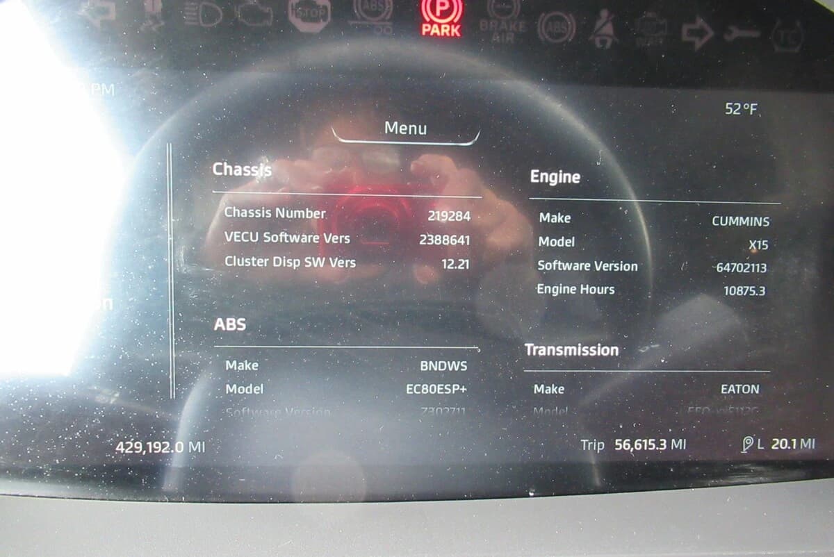 2023 Kenworth T680 — photo 19