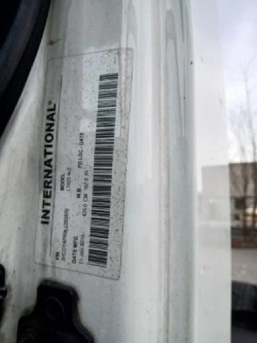 2020 International LT — photo 9