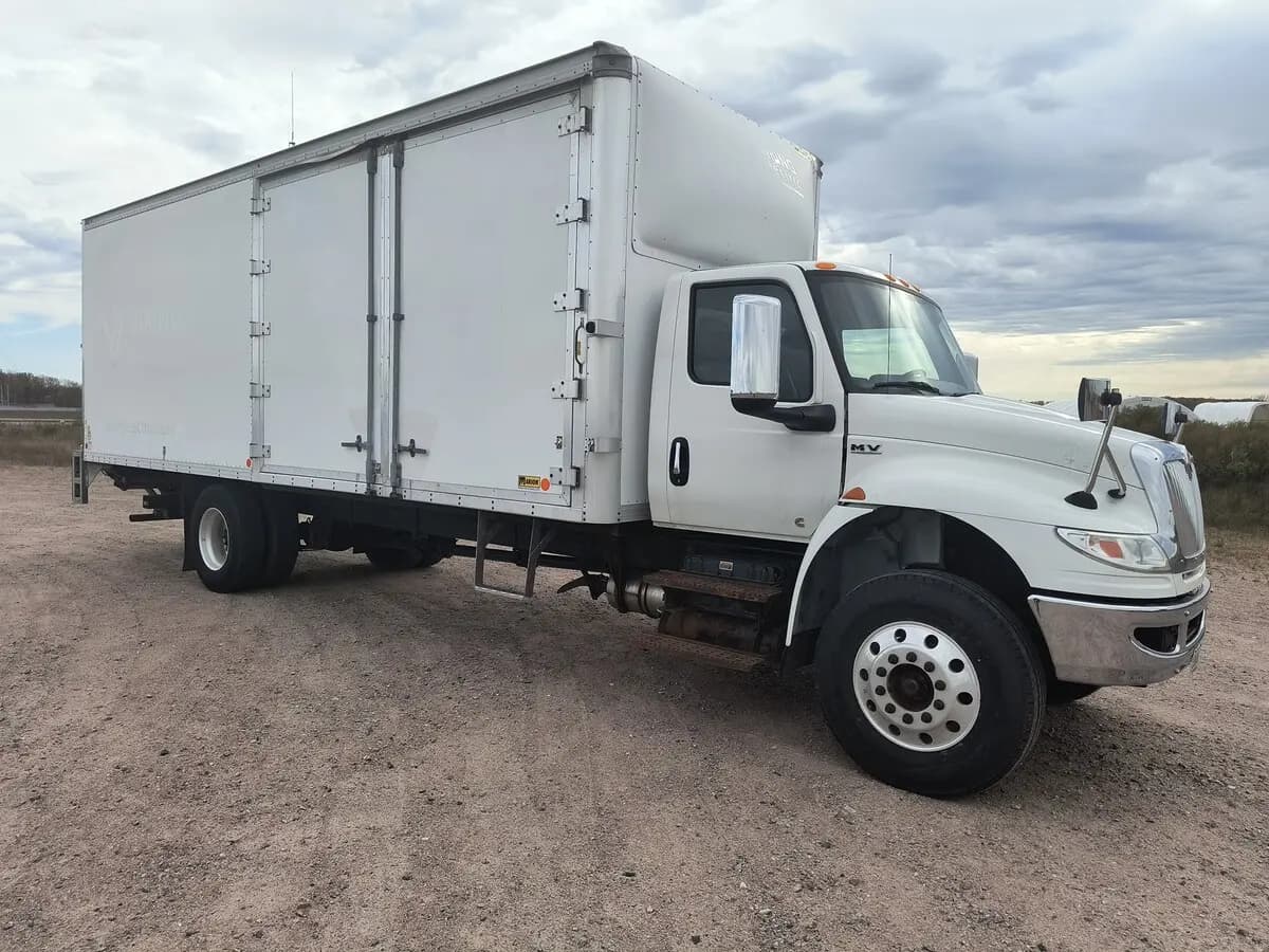 2020 International MV — photo 3