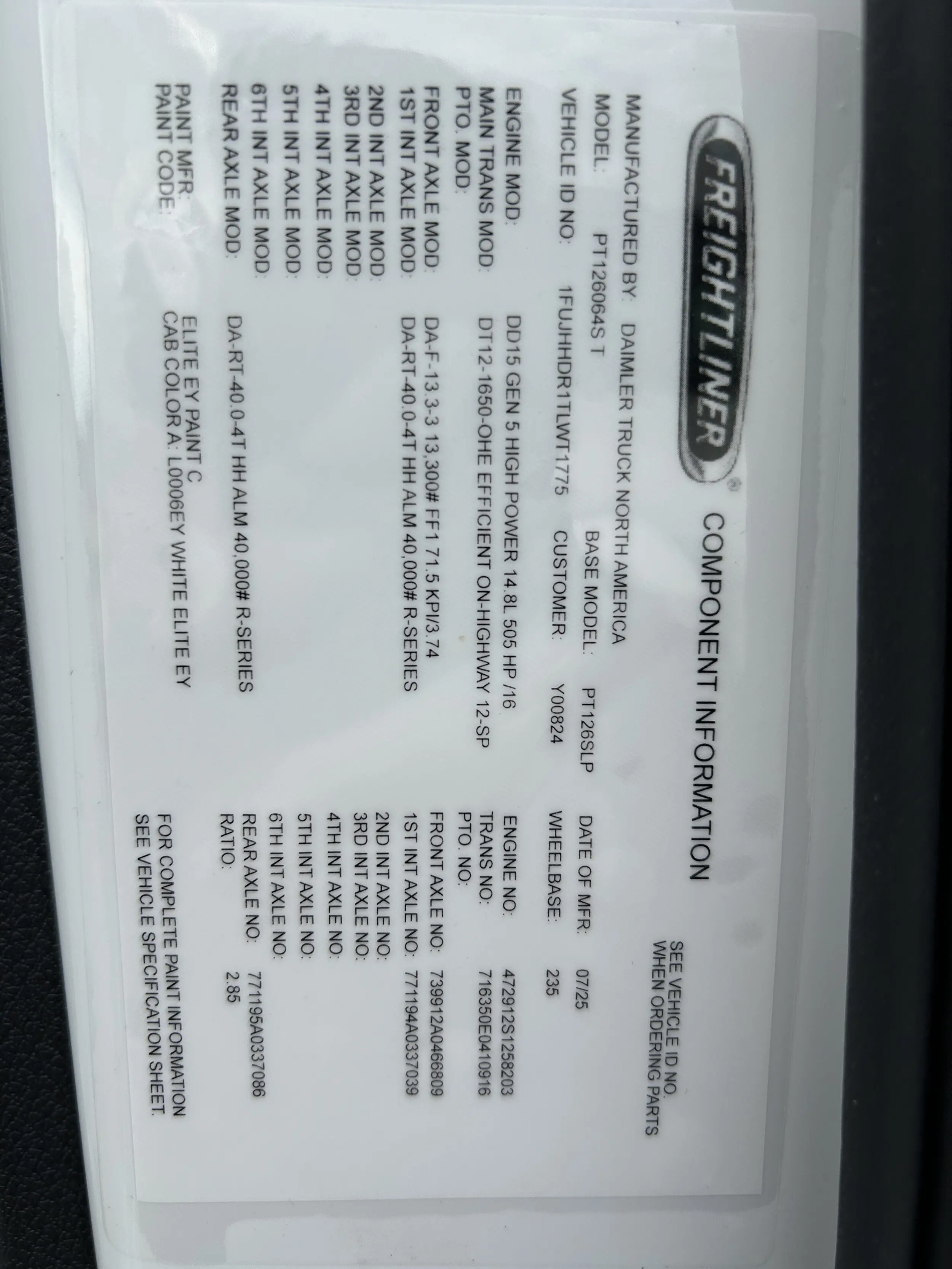 2026 Freightliner Cascadia — photo 16