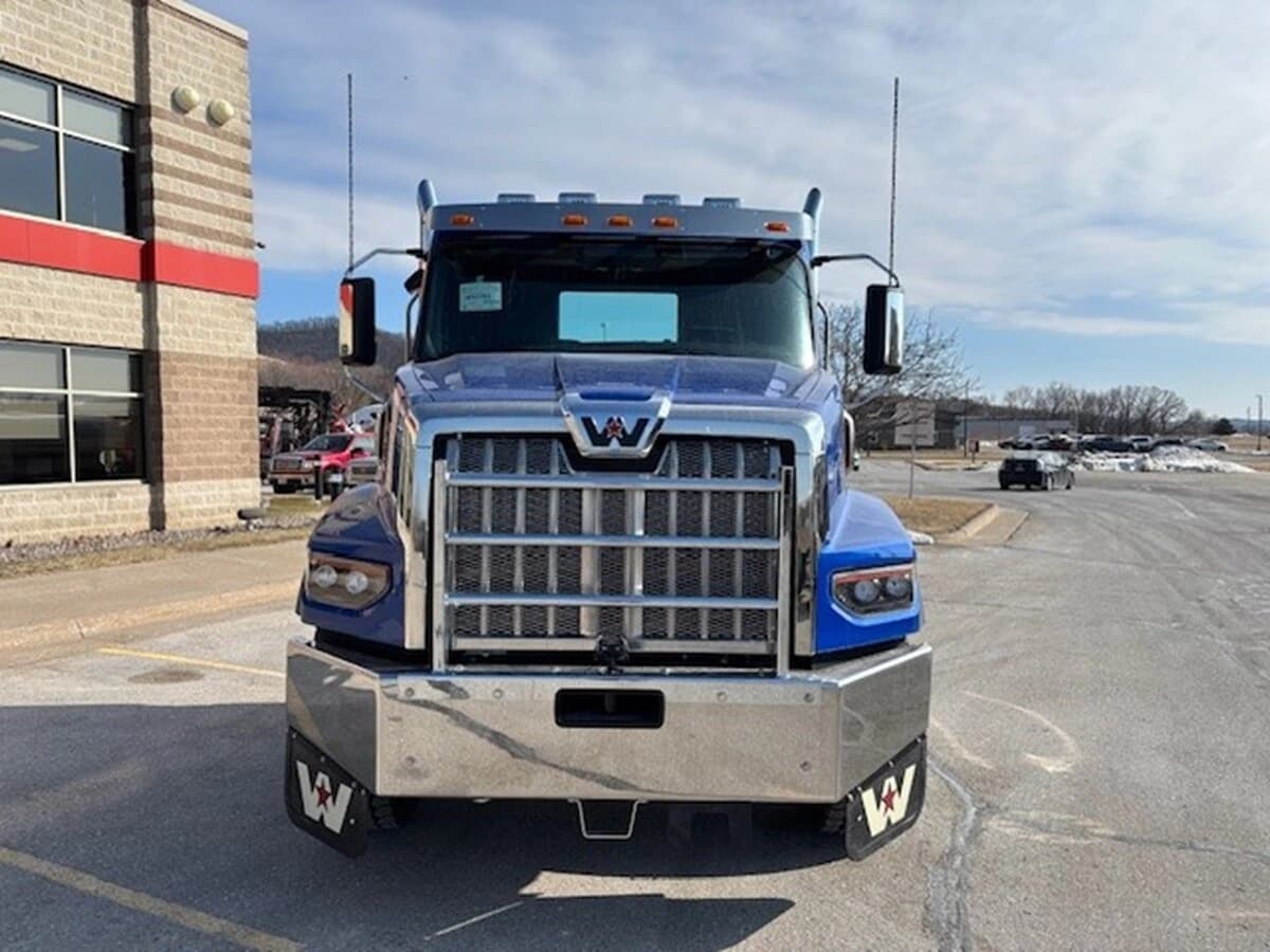 2026 Western Star 49X — photo 2