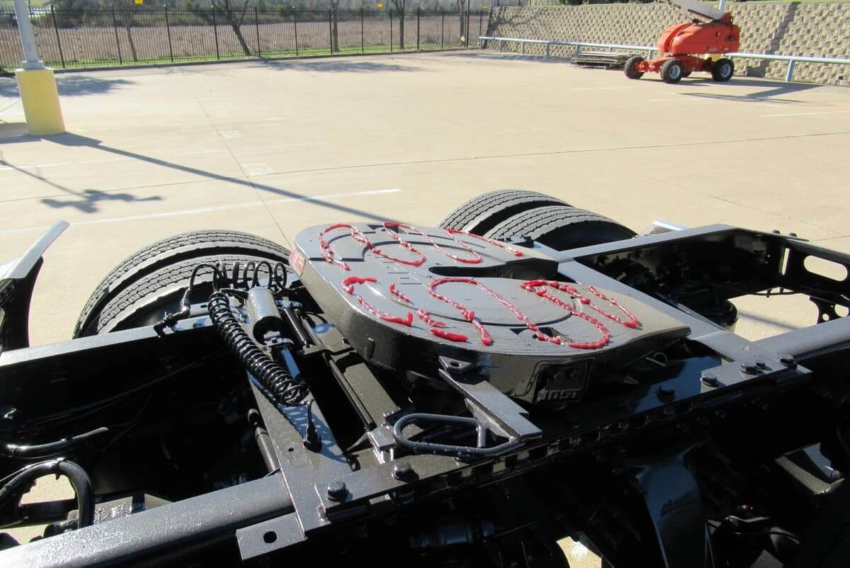 2025 Freightliner Cascadia — photo 16