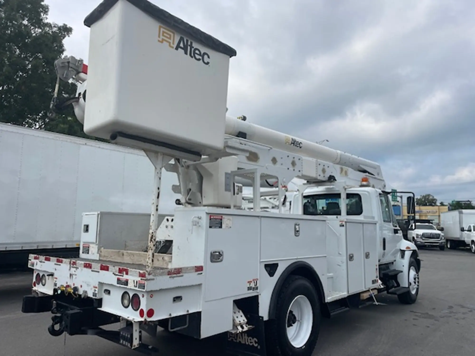 2019 International 4300 — photo 10