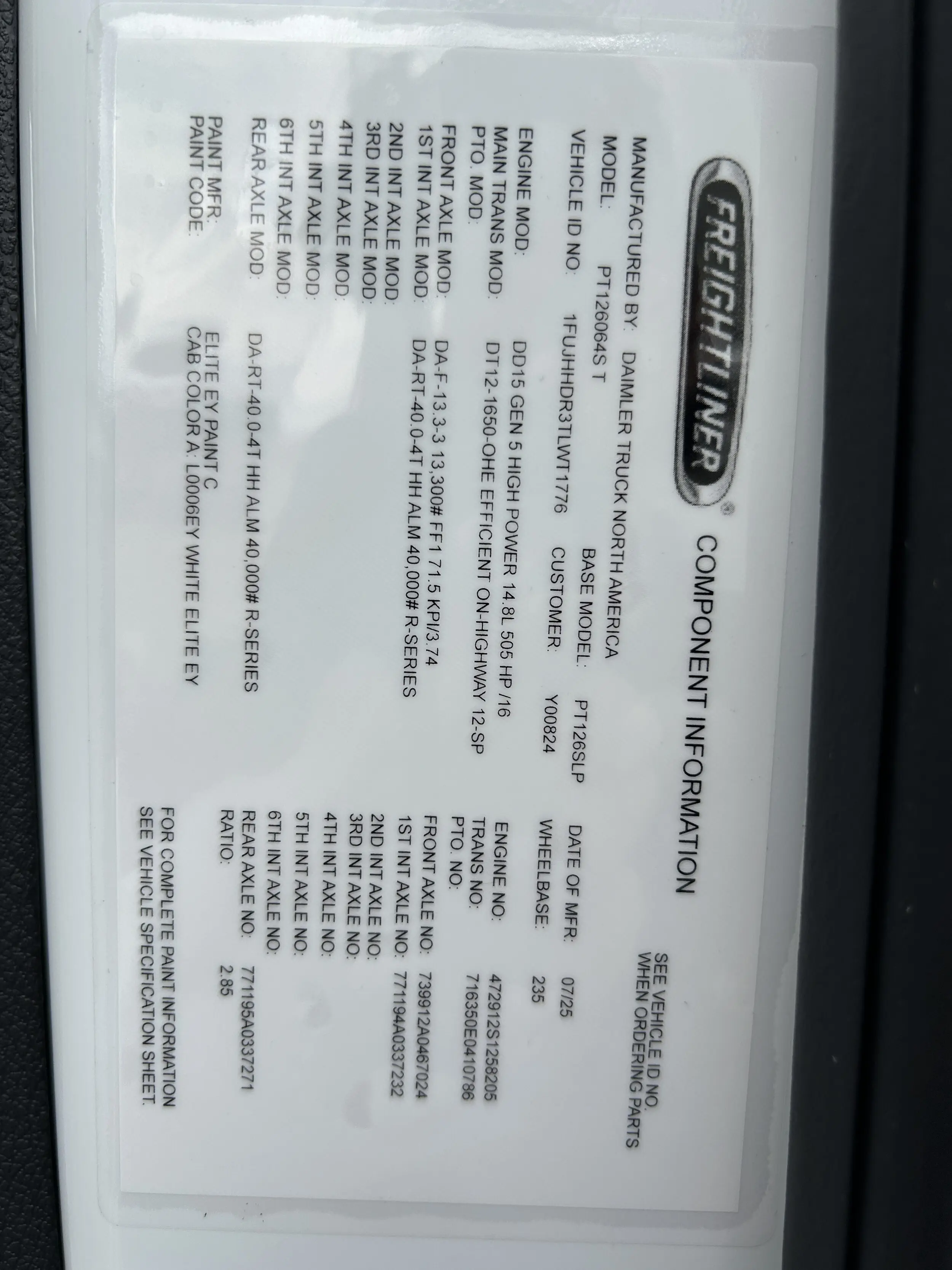 2026 Freightliner Cascadia — photo 16