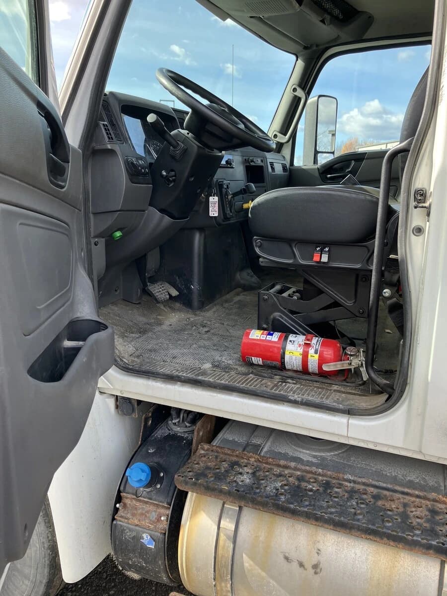 2019 International MV — photo 4