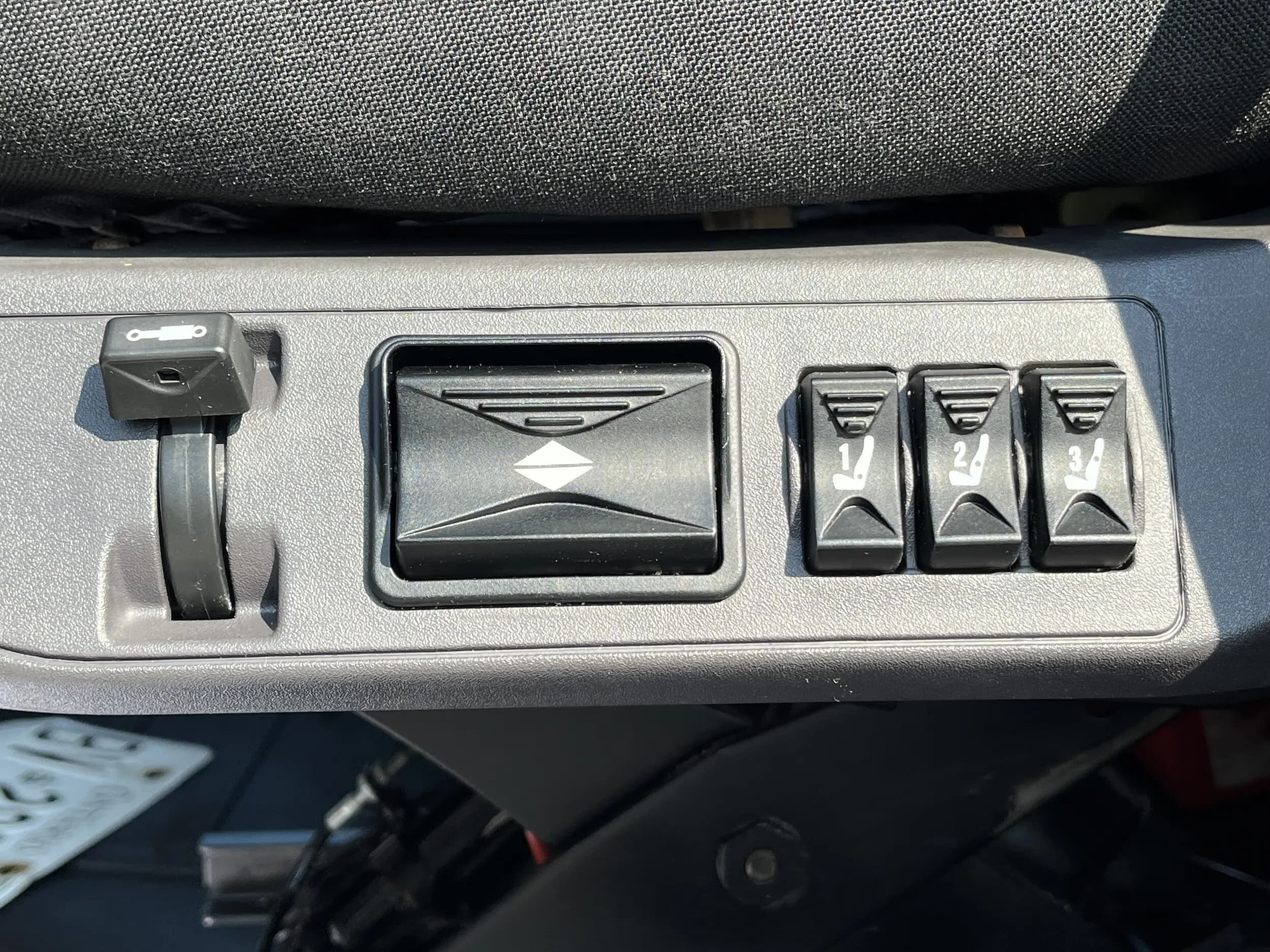 2019 Freightliner M2 106 — photo 16