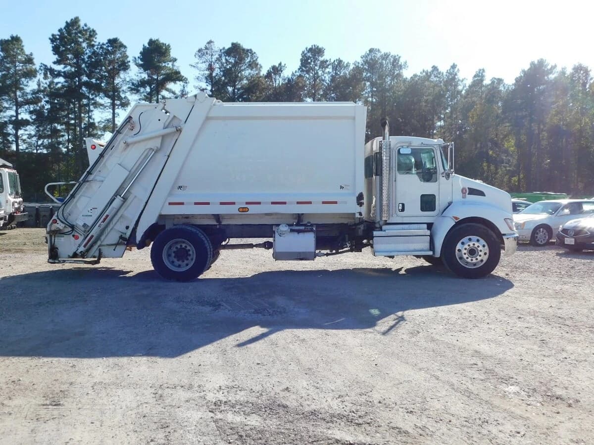 2020 Kenworth T370 — photo 8