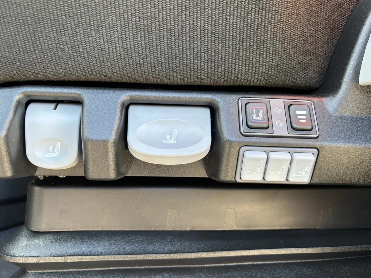 2026 Freightliner Cascadia — photo 18