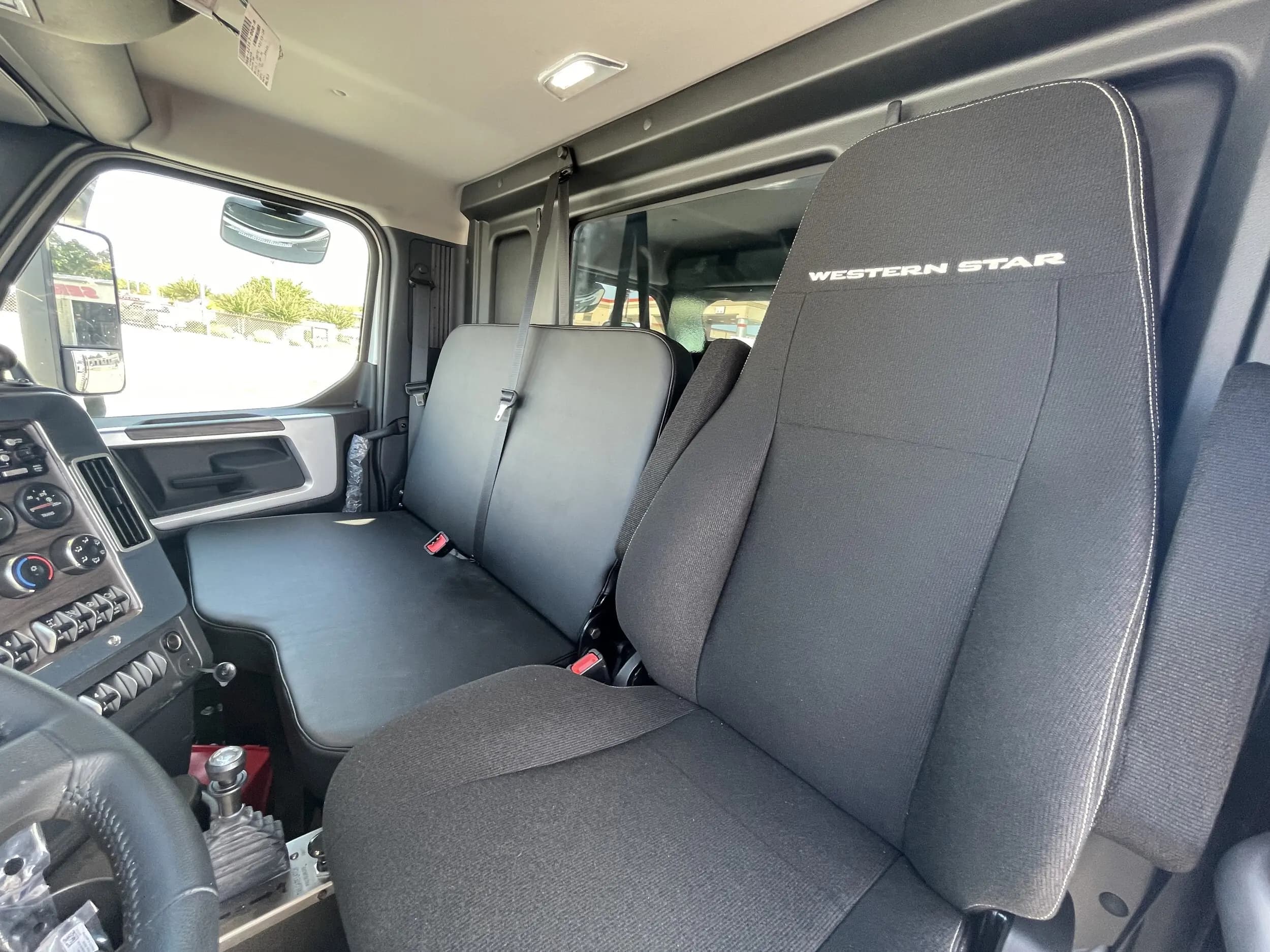 2026 Western Star 47X — photo 18