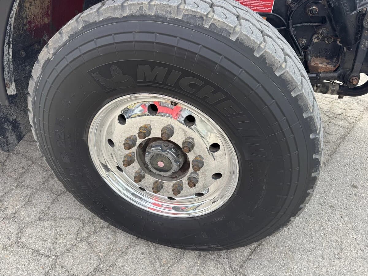 2020 Western Star 4700 — photo 9