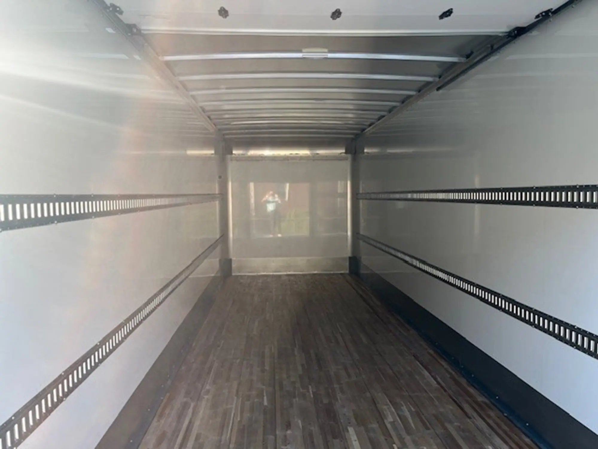 2026 Hino L6 — photo 8