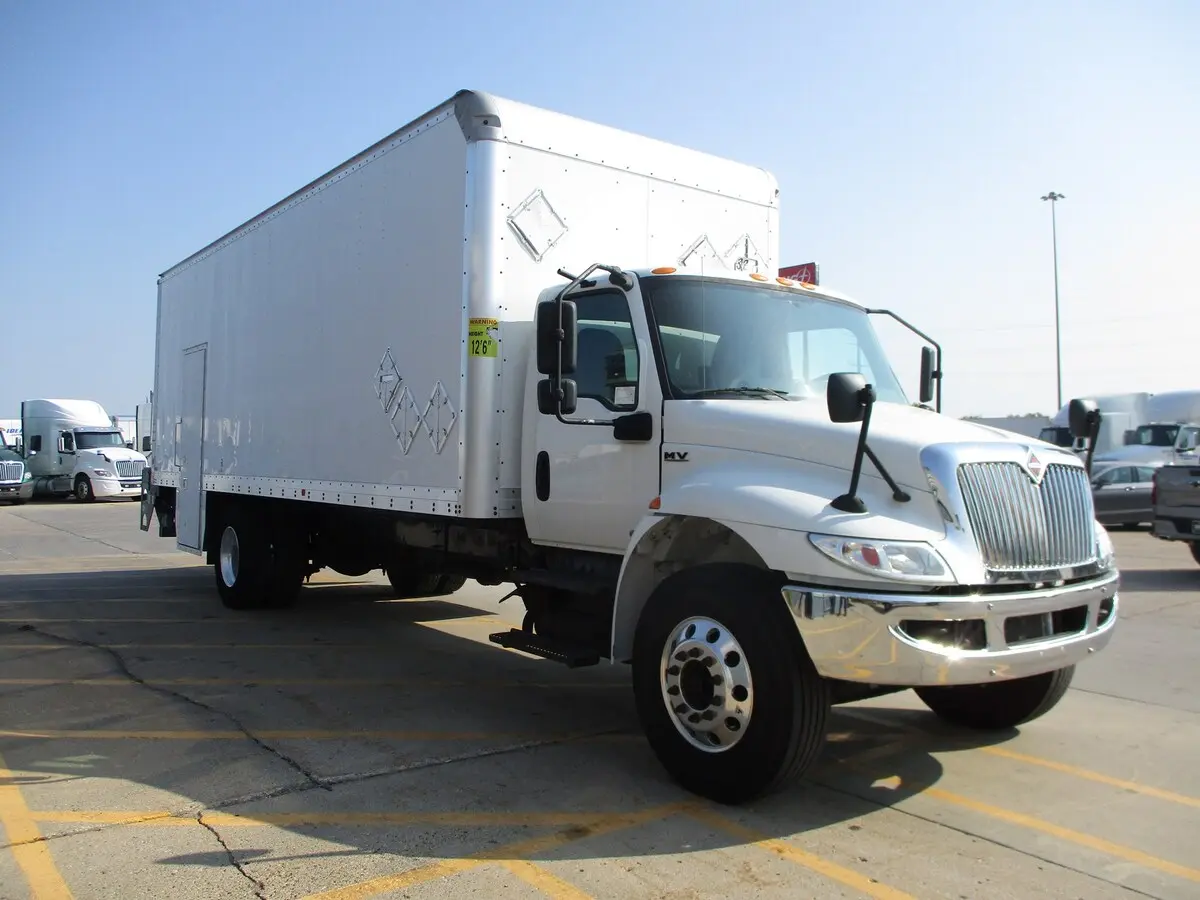 2019 International MV — photo 3