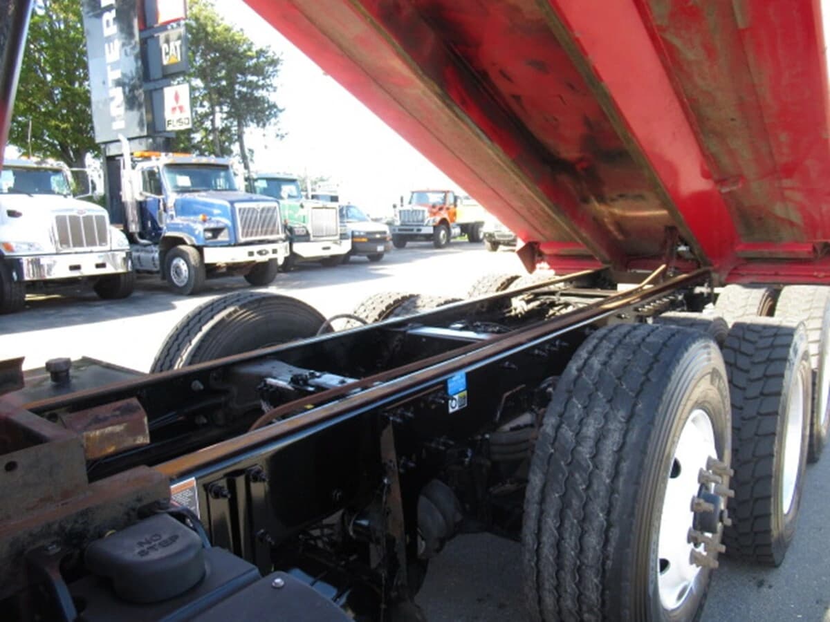 2022 Peterbilt 567 — photo 17