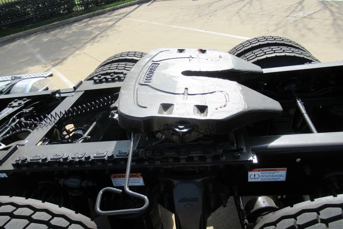 2023 Freightliner Cascadia — photo 16