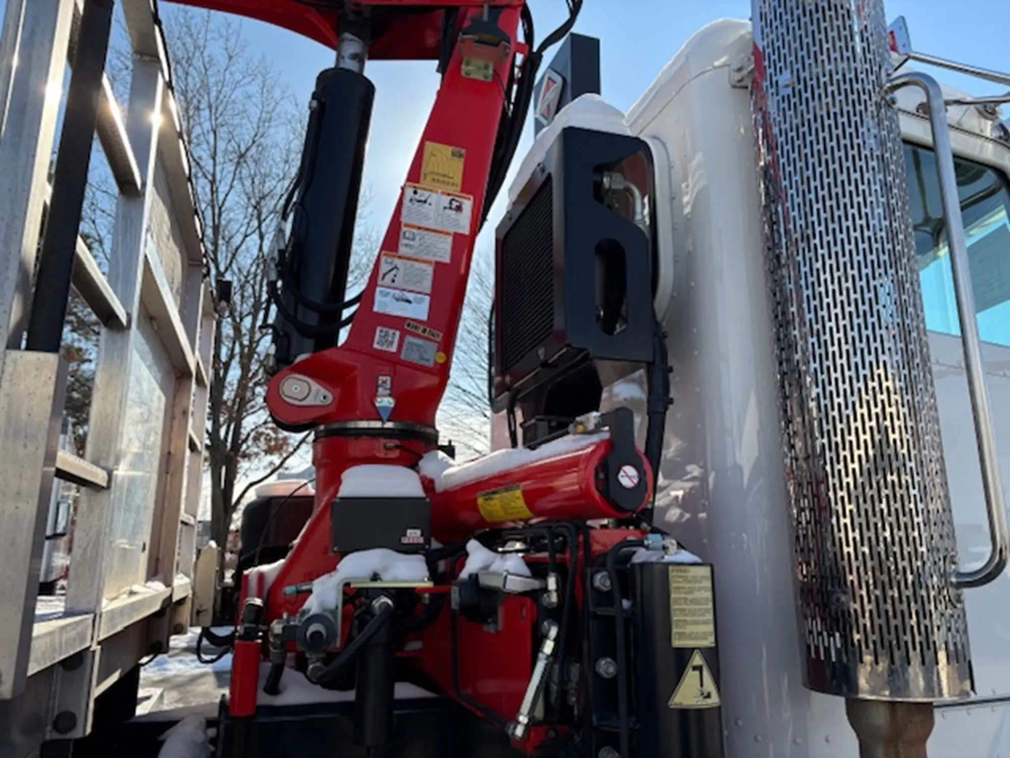 2022 Peterbilt 348 — photo 7