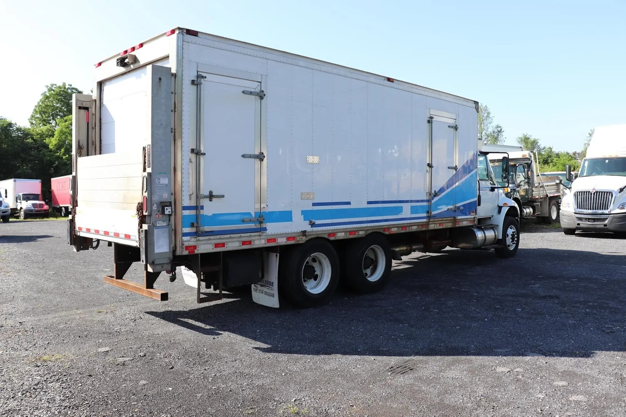 2018 International 4300 — photo 4