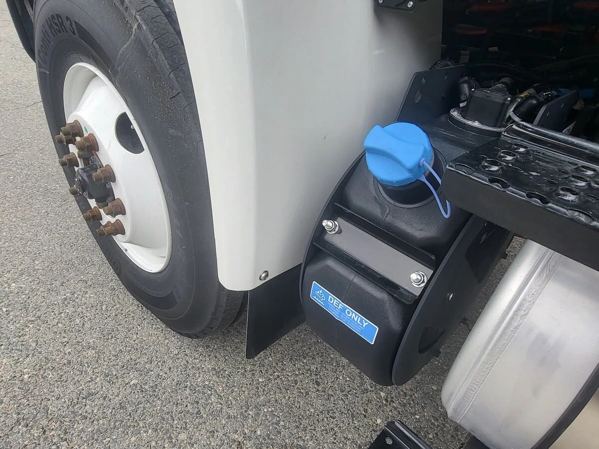 2025 International MV — photo 16