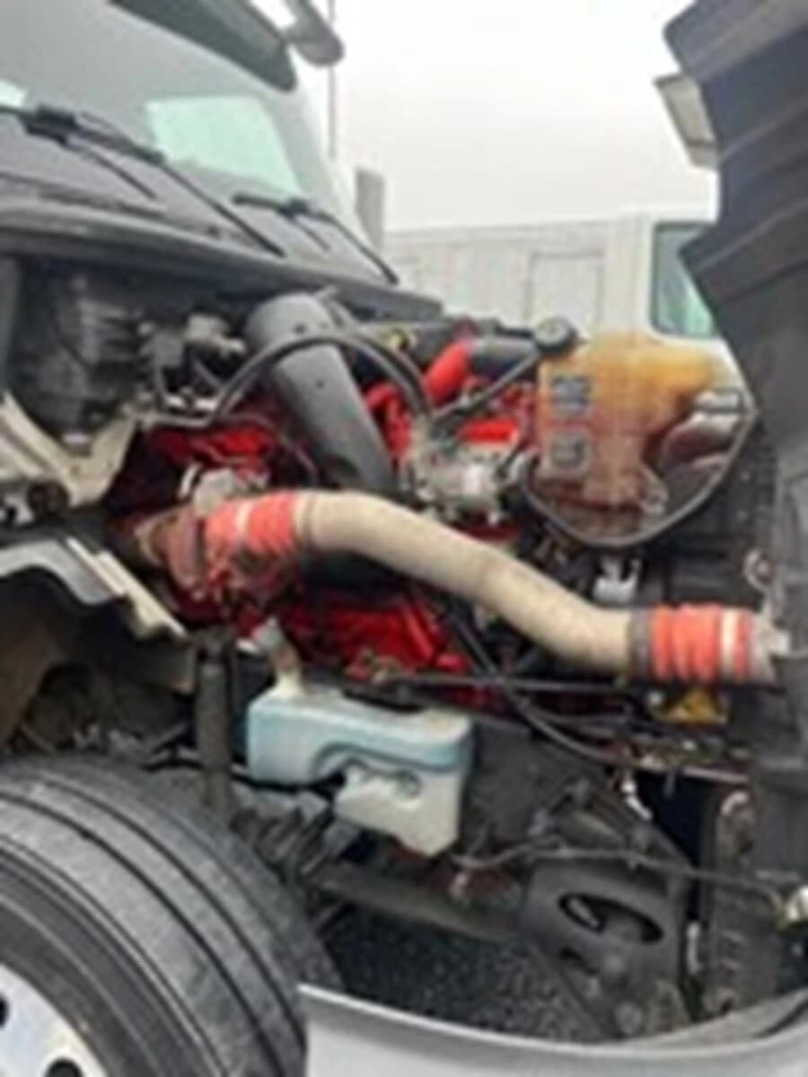 2020 International LT — photo 9