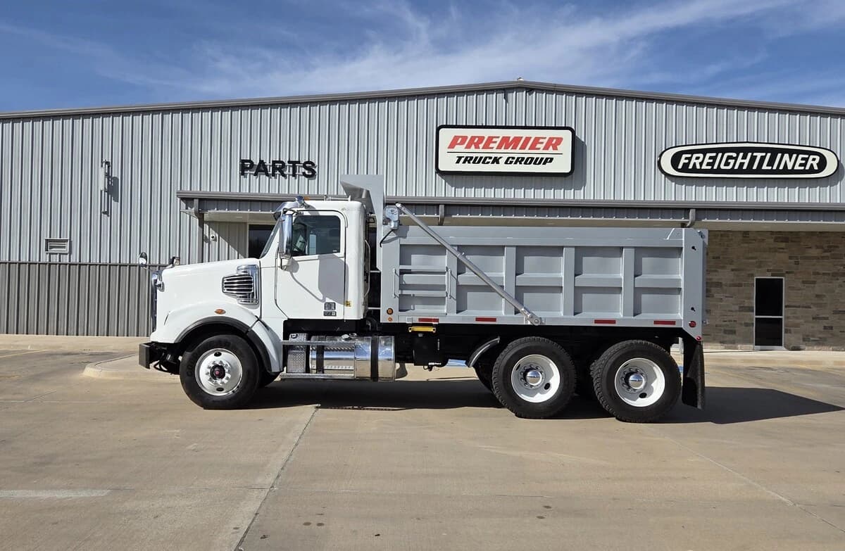 2021 Freightliner 122SD — photo 9