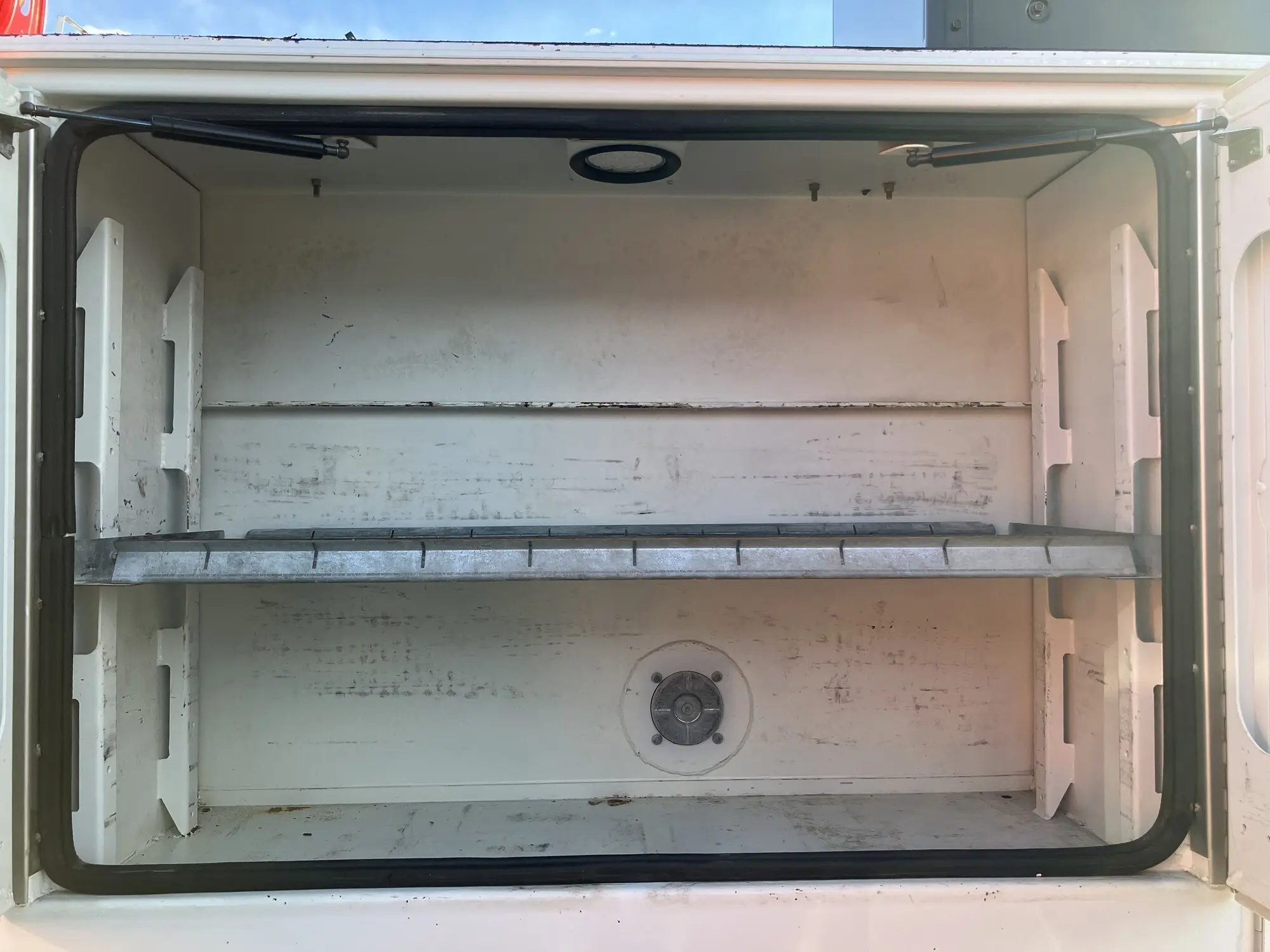 2025 Peterbilt 536 — photo 11