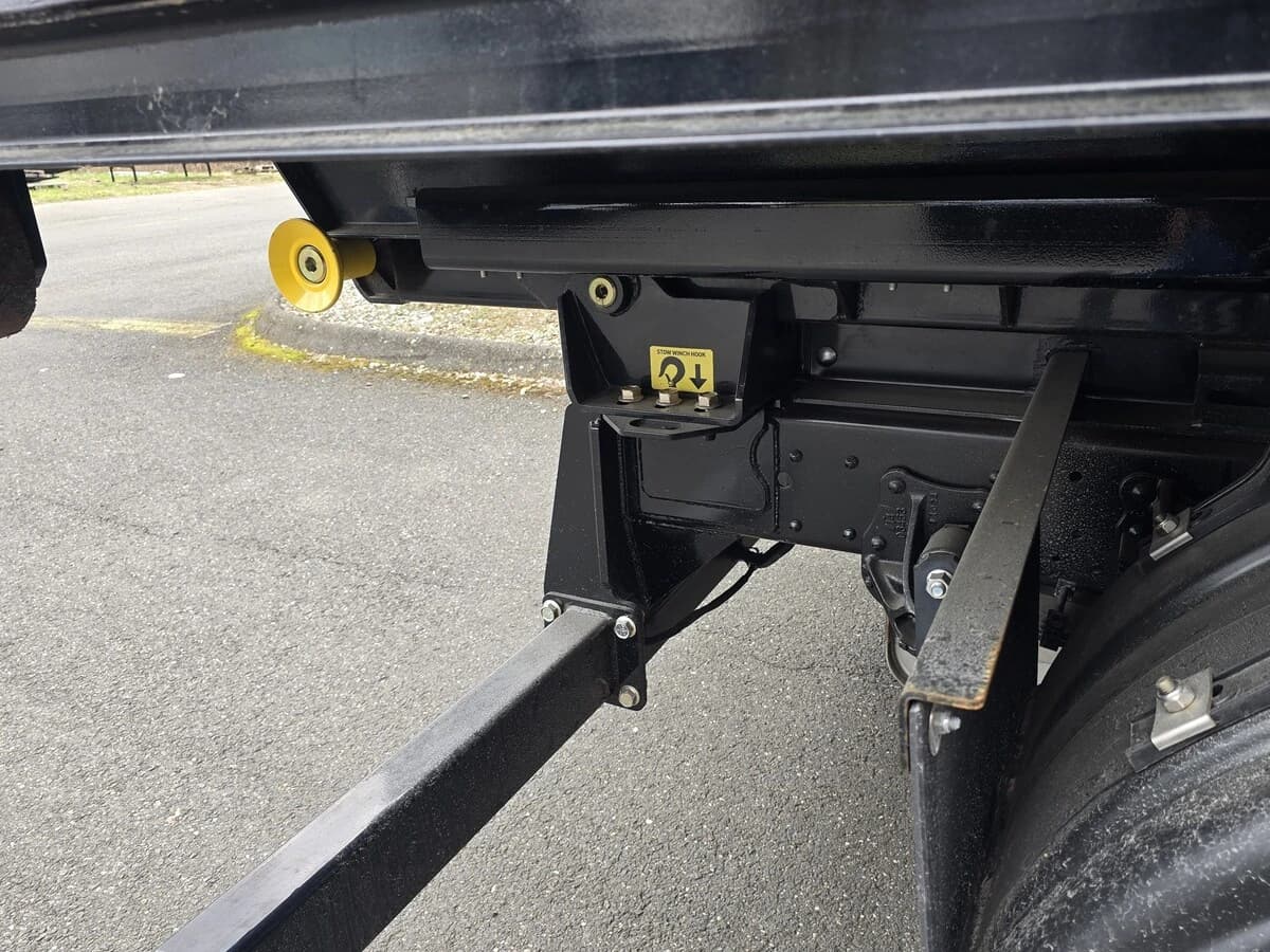 2026 Isuzu NRR — photo 10