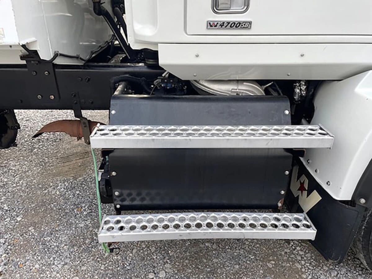 2020 Western Star 4700 — photo 5