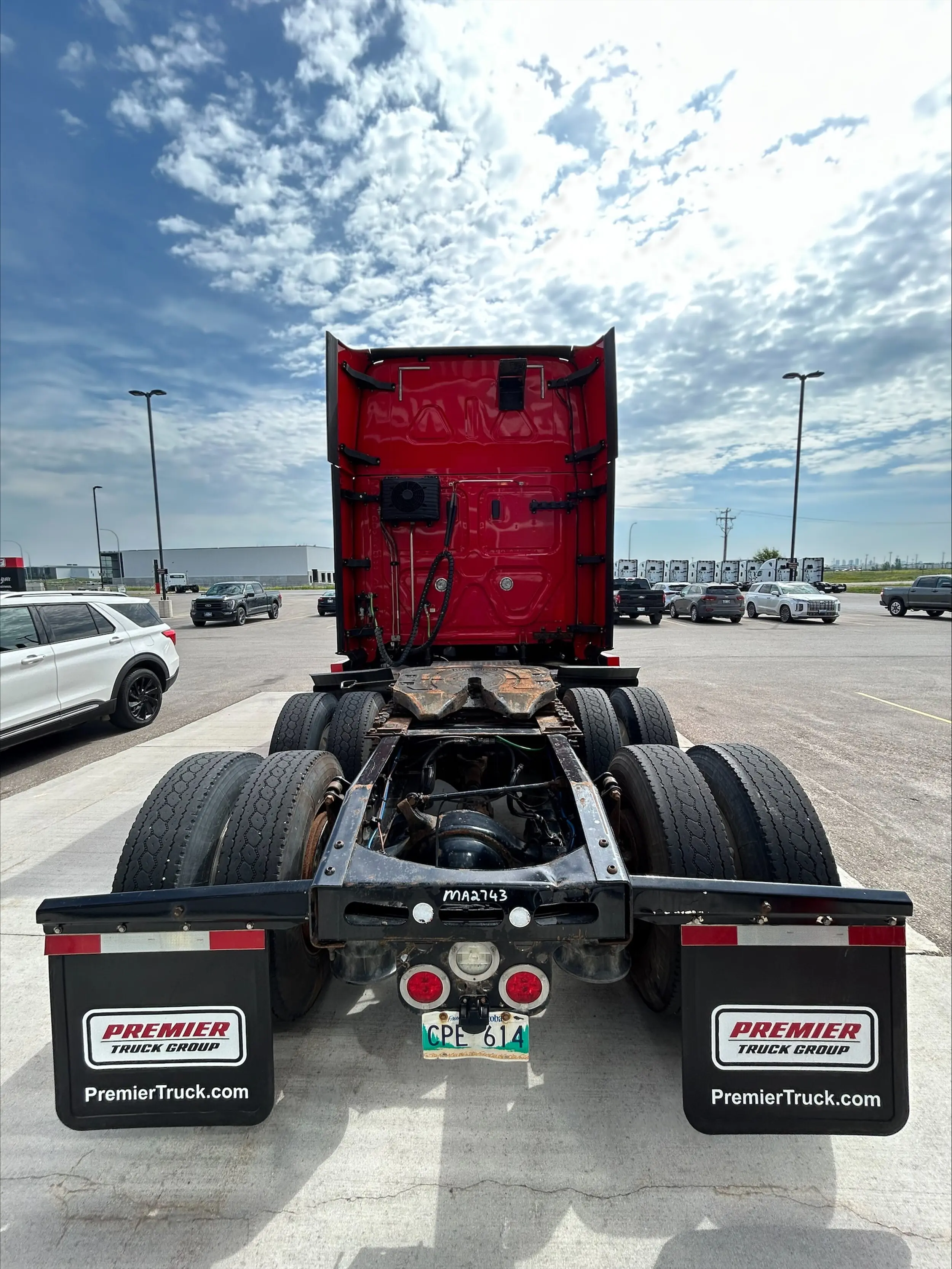 2020 Freightliner Cascadia — photo 6