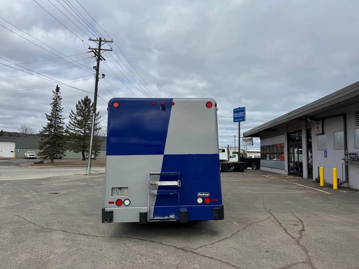 2022 International CV — photo 5