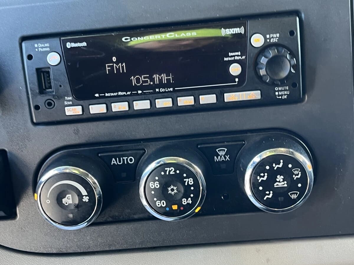 2023 Peterbilt 579 — photo 22