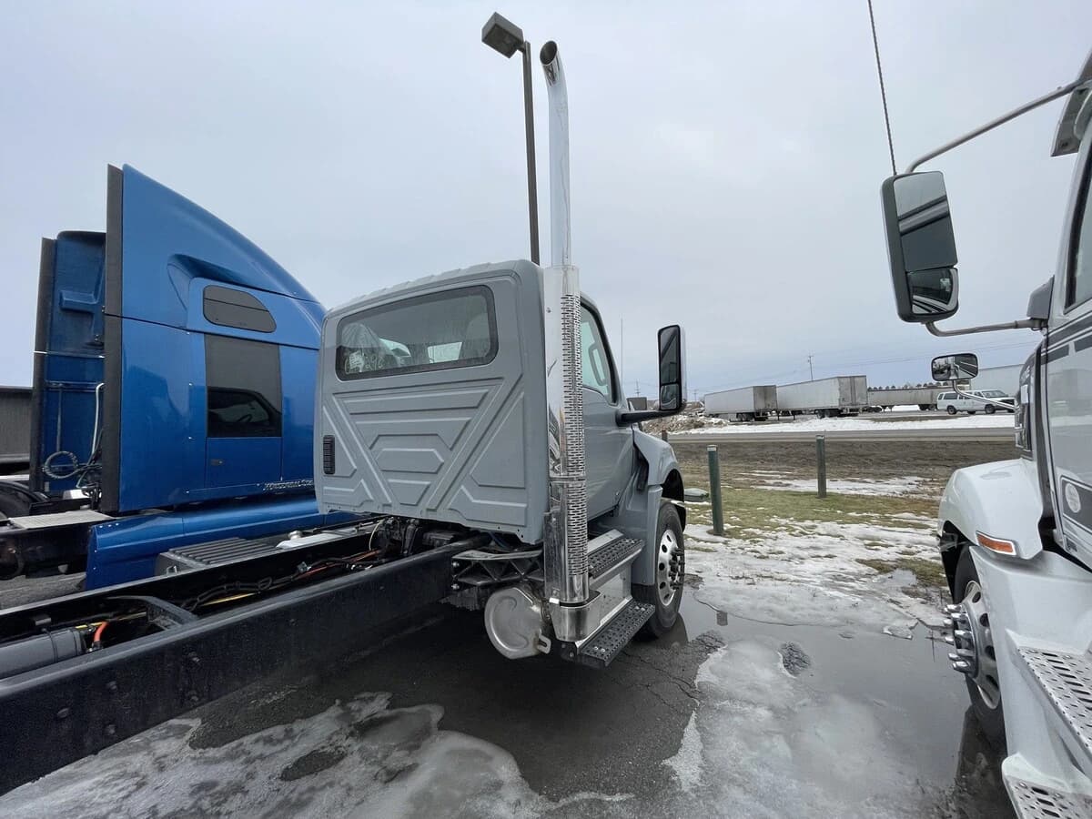 2026 International MV — photo 5