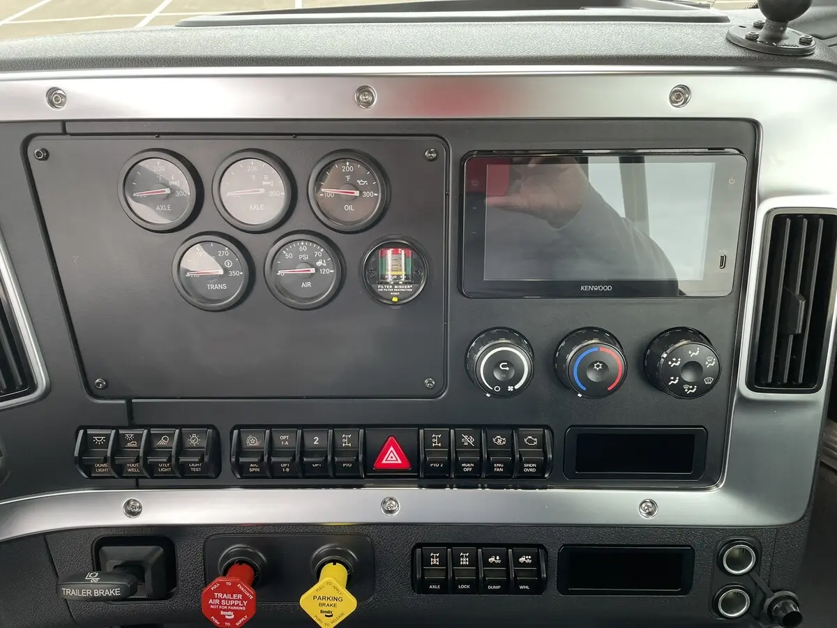 2026 Western Star 49X — photo 20