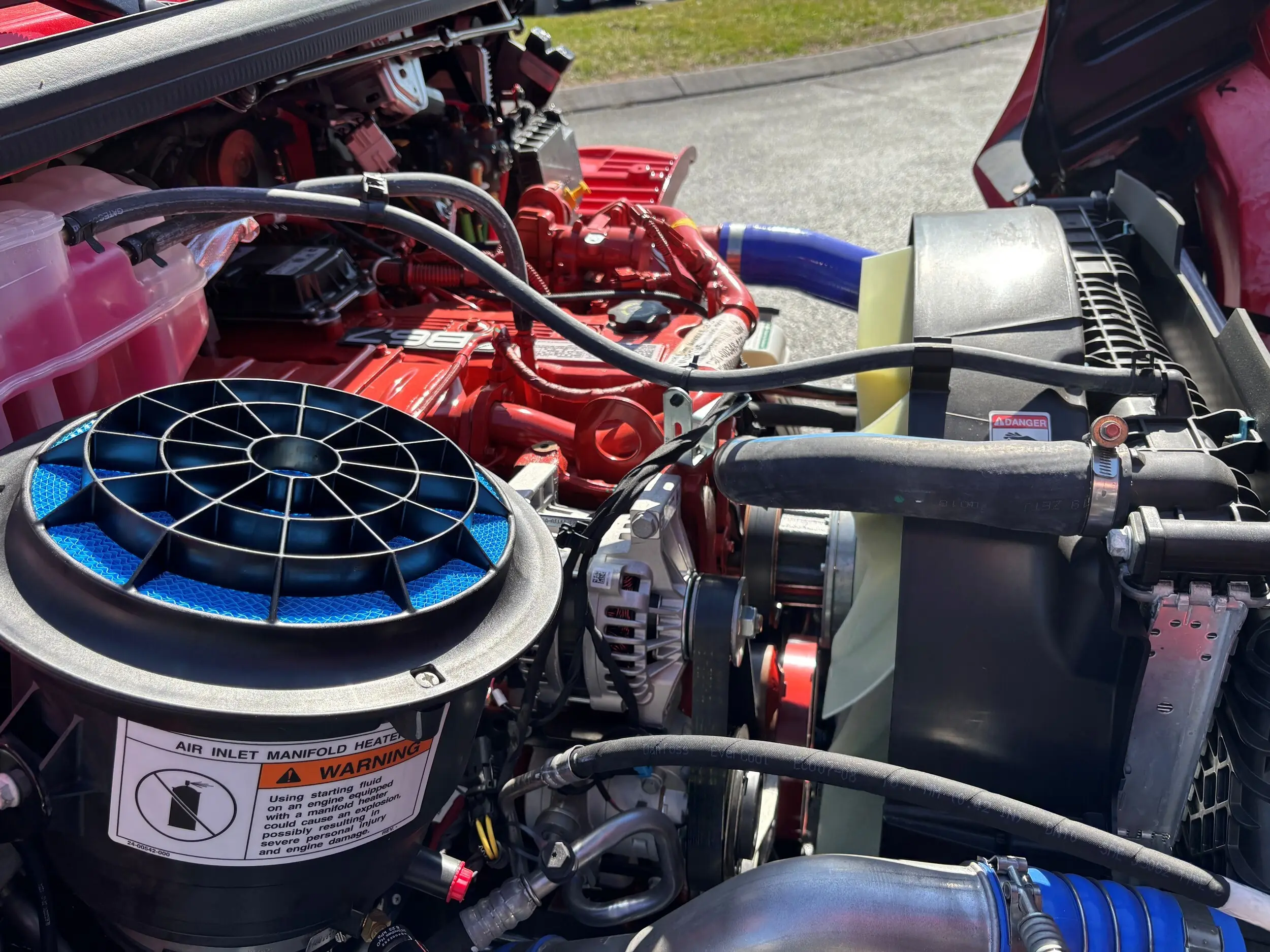 2025 Freightliner M2 106 — photo 11