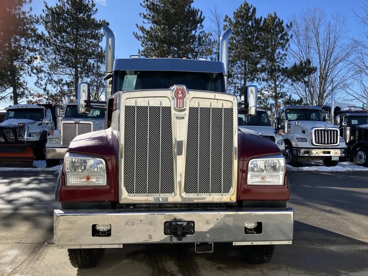 2024 Kenworth W900 — photo 7