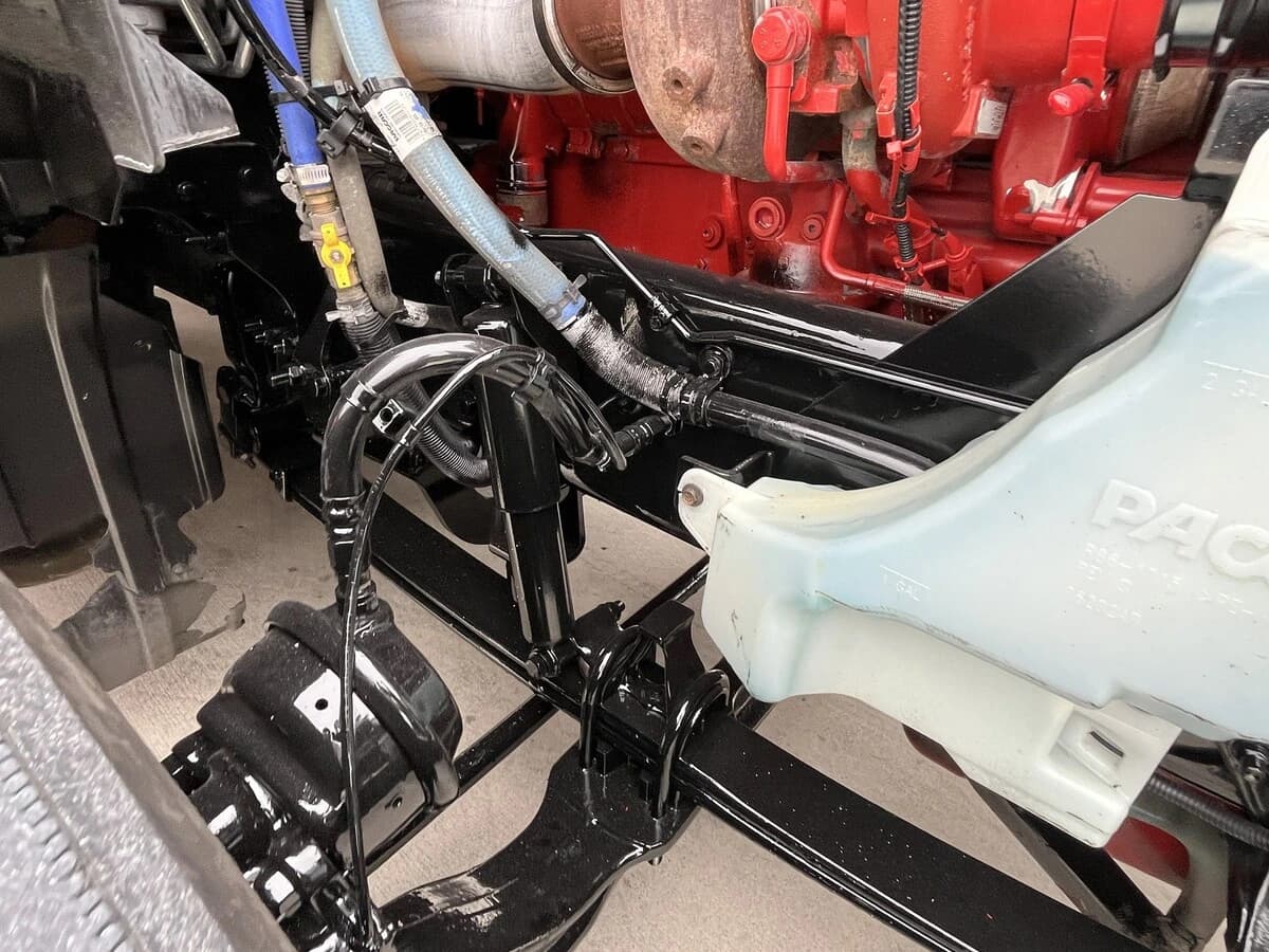 2023 Peterbilt 579 — photo 13