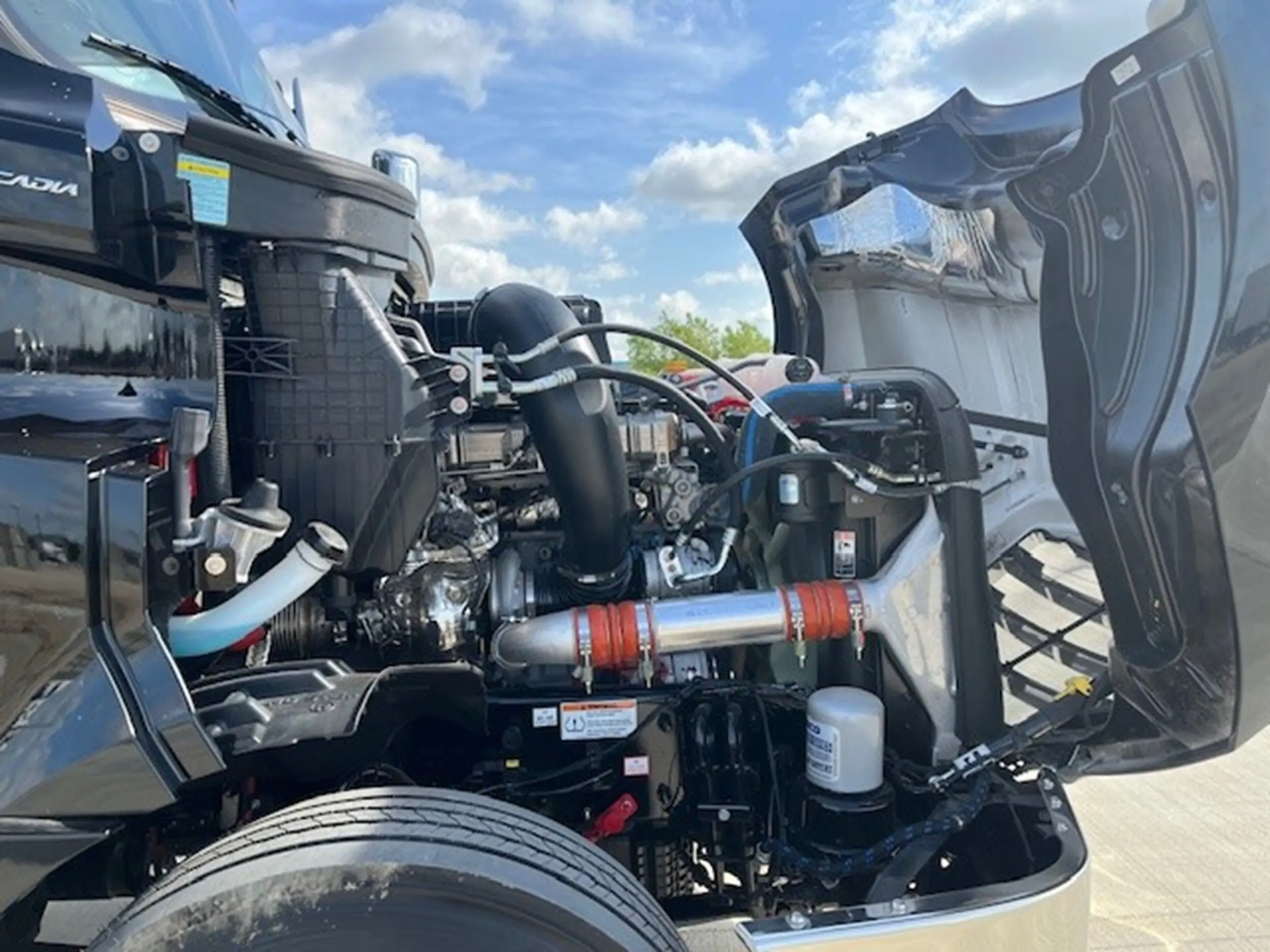 2026 Freightliner Cascadia — photo 14