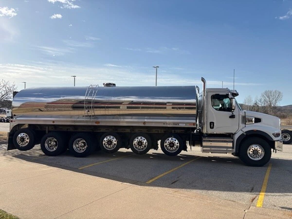 2025 Western Star 49X — photo 4