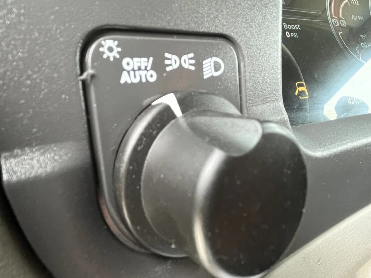 2023 Peterbilt 579 — photo 19