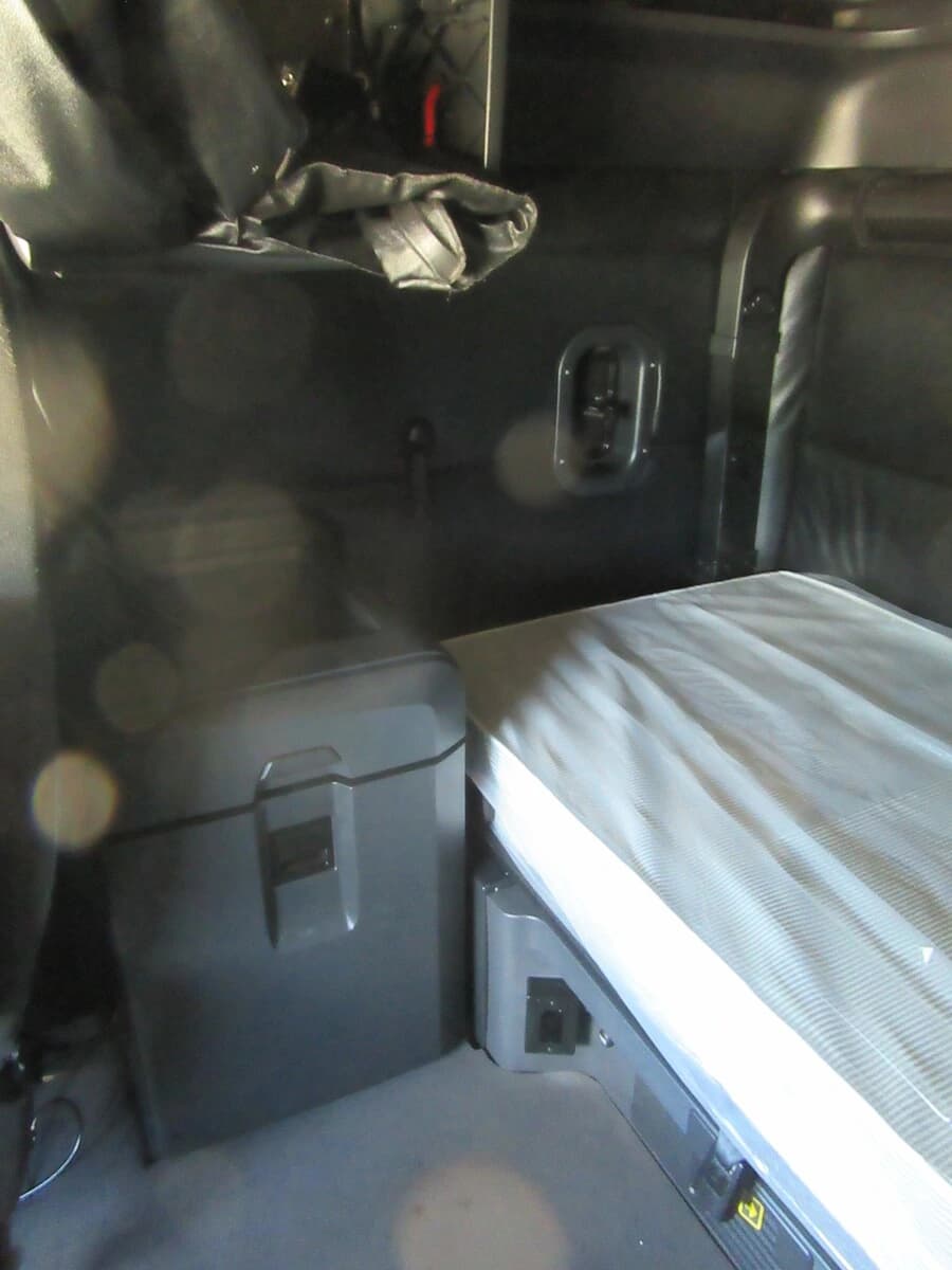 2025 Freightliner Cascadia — photo 26