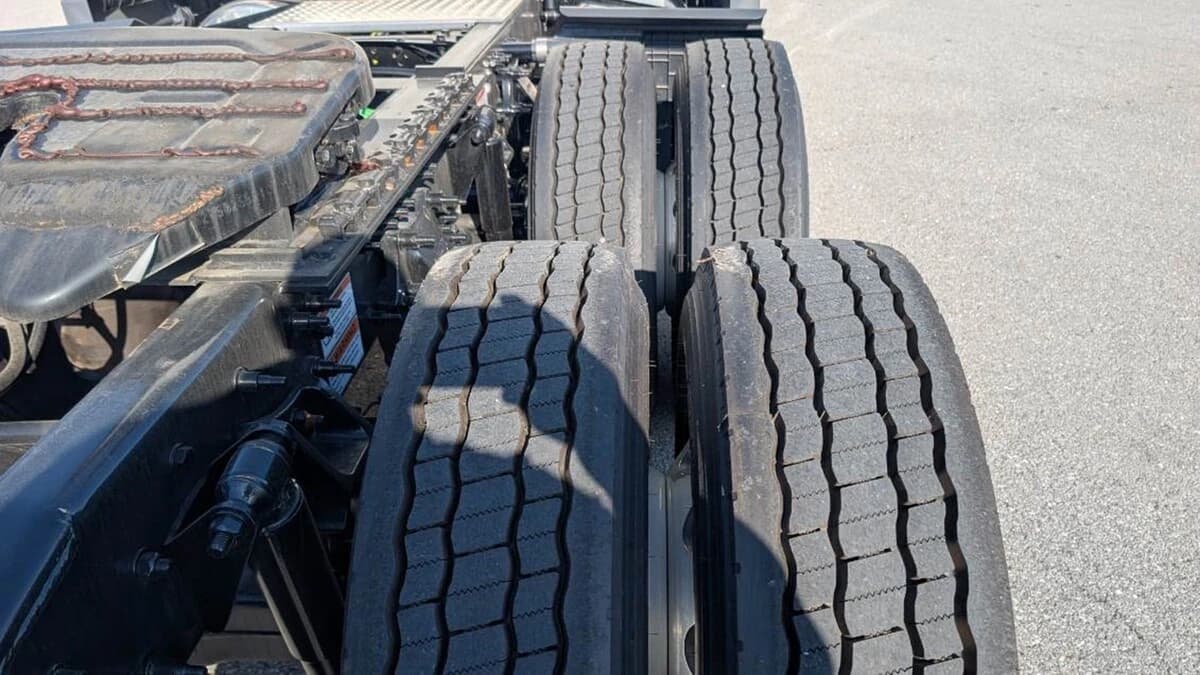 2026 Freightliner Cascadia — photo 7