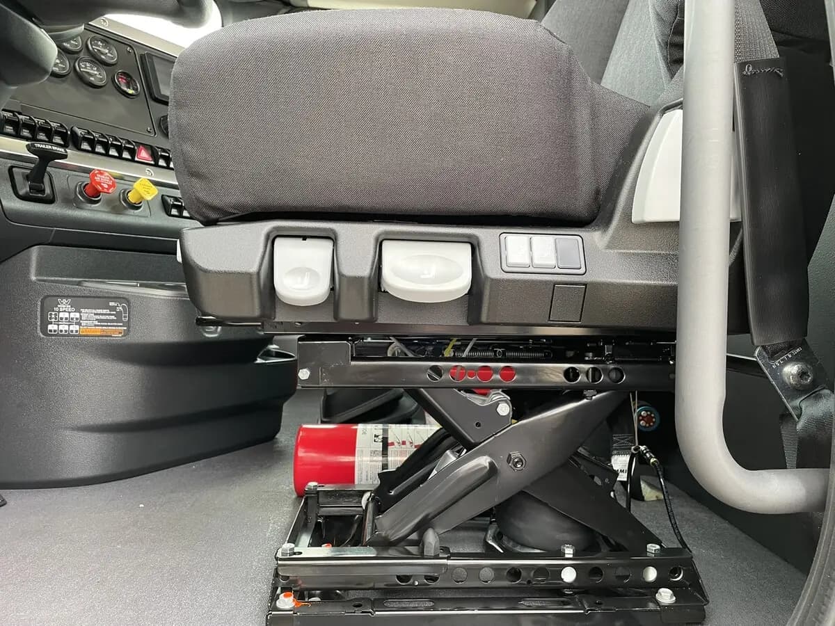 2026 Western Star 49X — photo 16