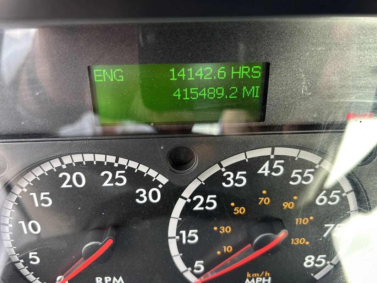 2016 Freightliner Cascadia — photo 23