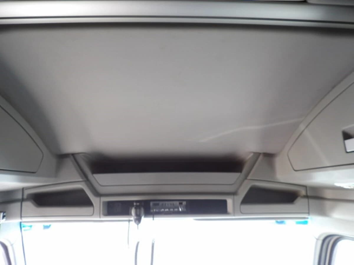 2023 Kenworth T680 — photo 20