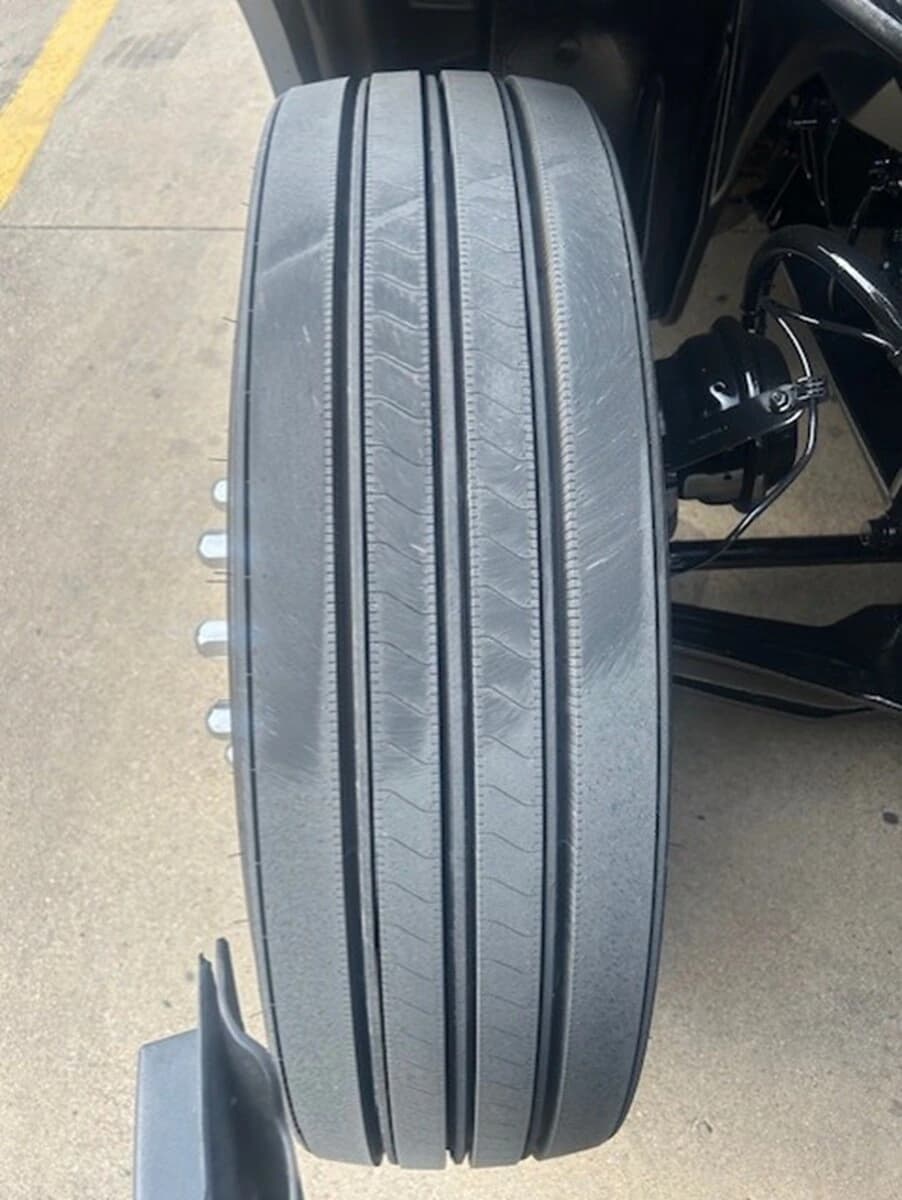 2024 Freightliner Cascadia — photo 11