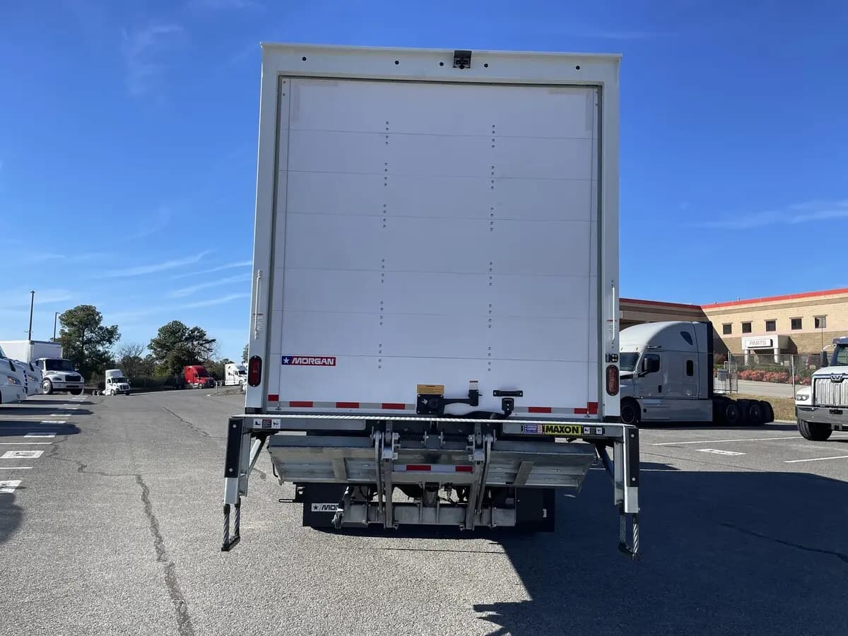 2026 Freightliner M2 106 — photo 12