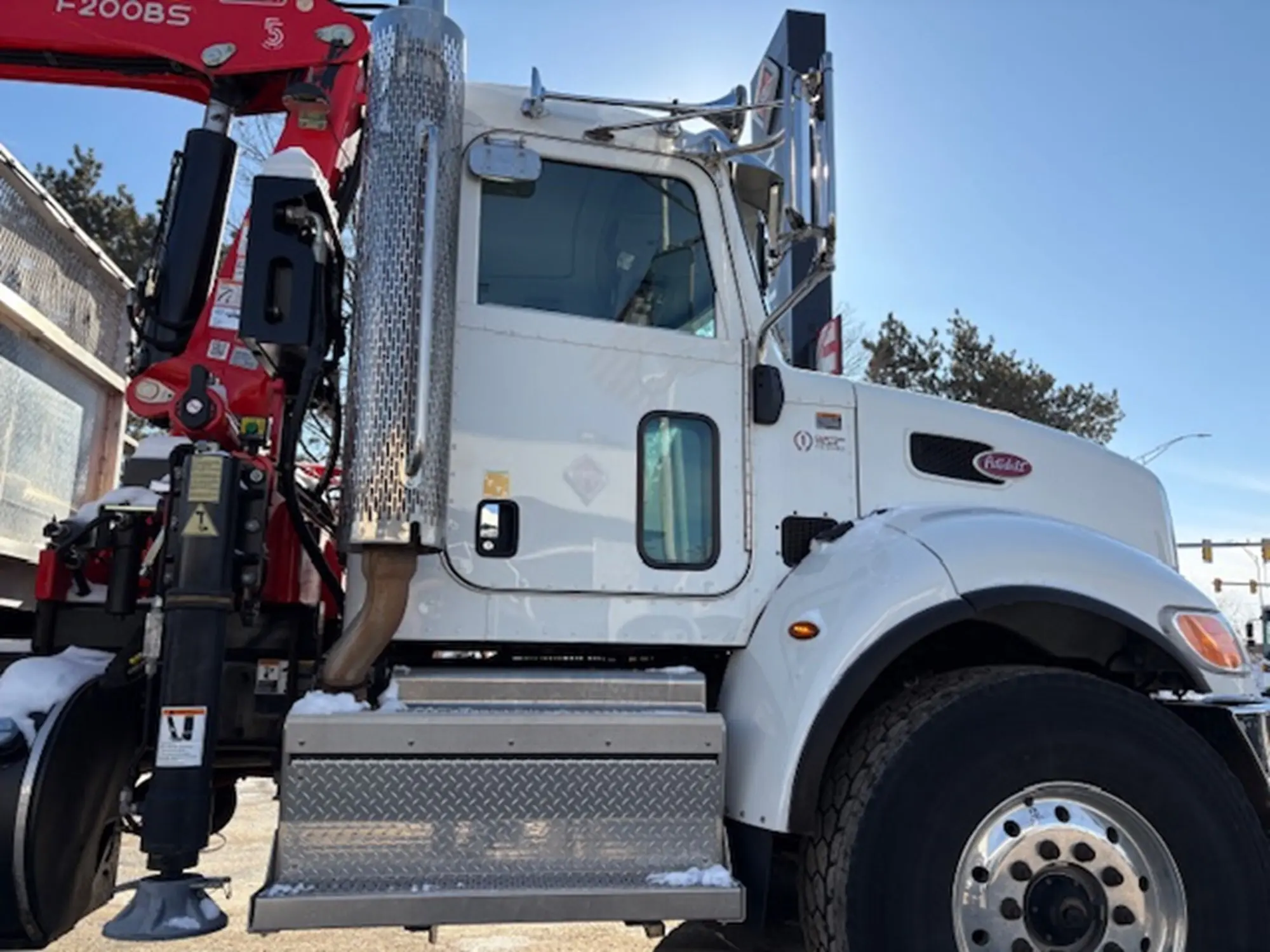 2022 Peterbilt 348 — photo 5