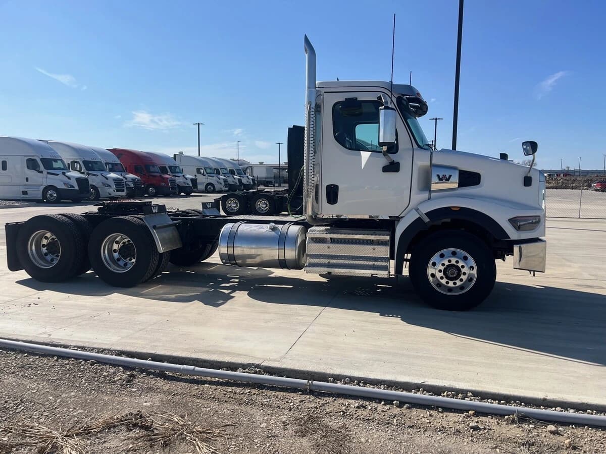 2026 Western Star 49X — photo 4