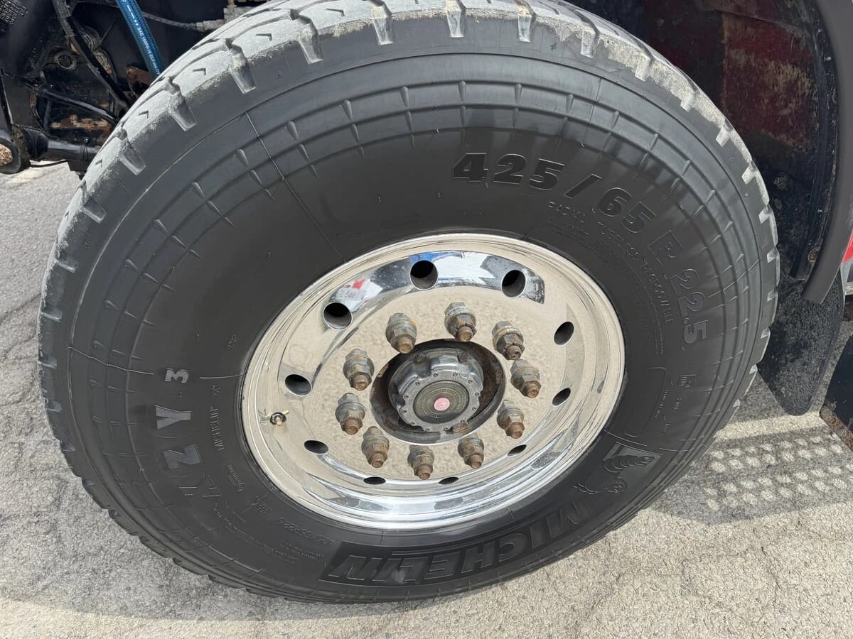 2020 Western Star 4700 — photo 7