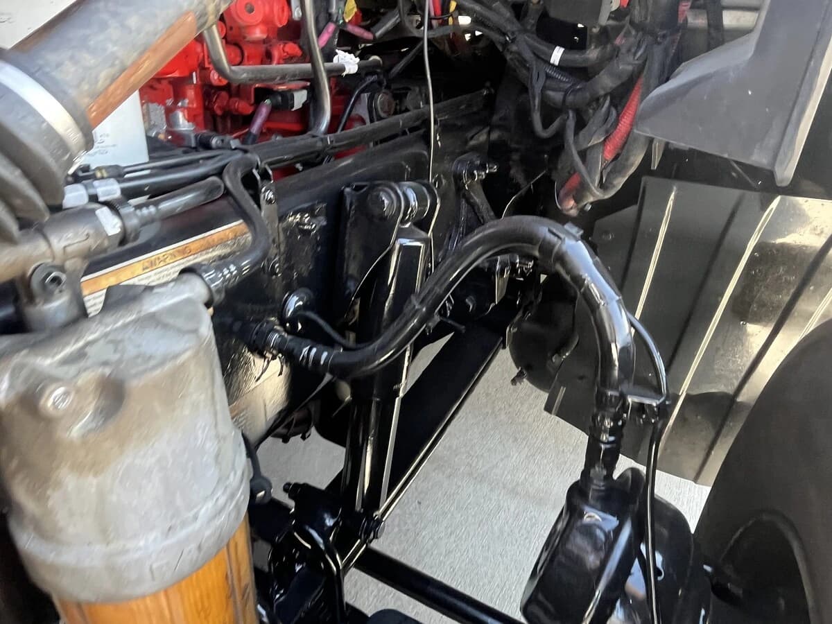 2023 Peterbilt 579 — photo 13