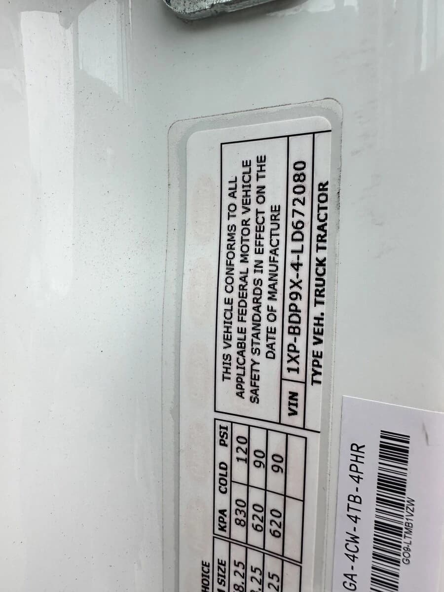 2020 Peterbilt 579 — photo 7