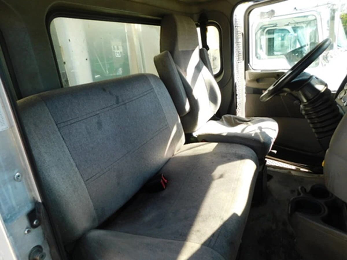 2020 Kenworth T370 — photo 14